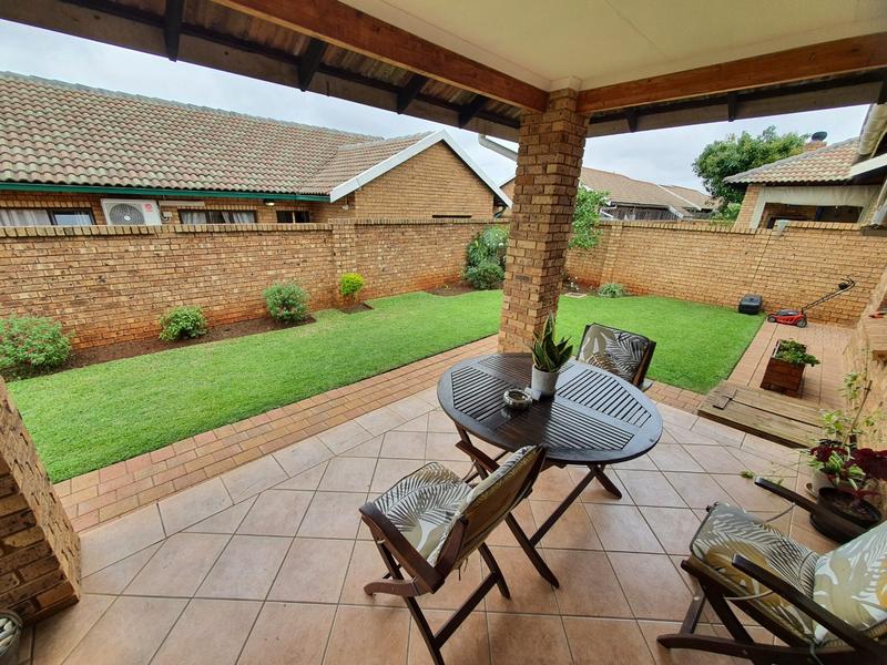 3 Bedroom Property for Sale in Theresa Park Gauteng