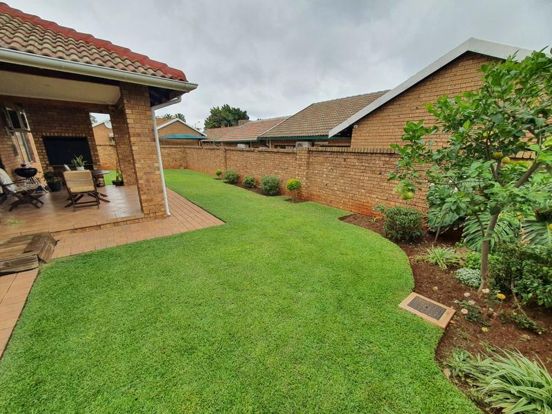3 Bedroom Property for Sale in Theresa Park Gauteng