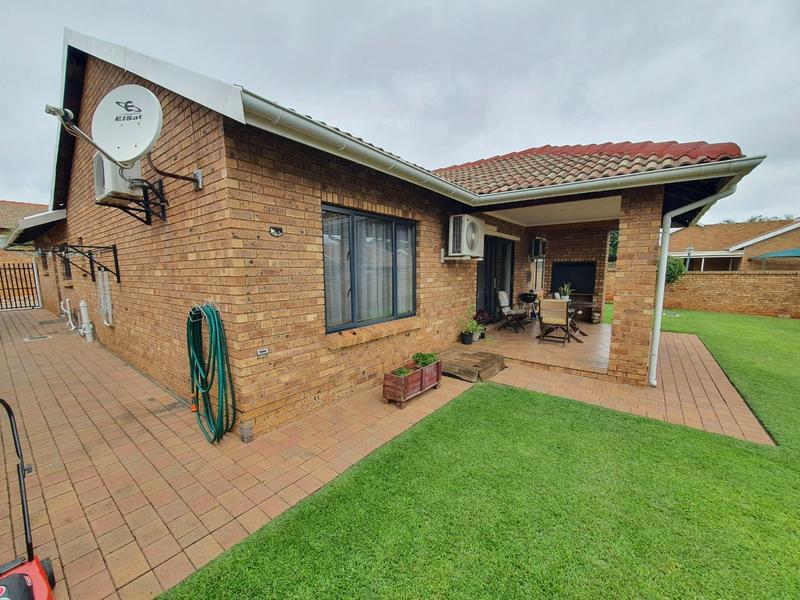 3 Bedroom Property for Sale in Theresa Park Gauteng