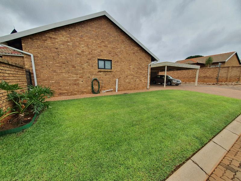 3 Bedroom Property for Sale in Theresa Park Gauteng