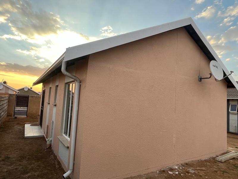 To Let 2 Bedroom Property for Rent in Windmill Park Gauteng