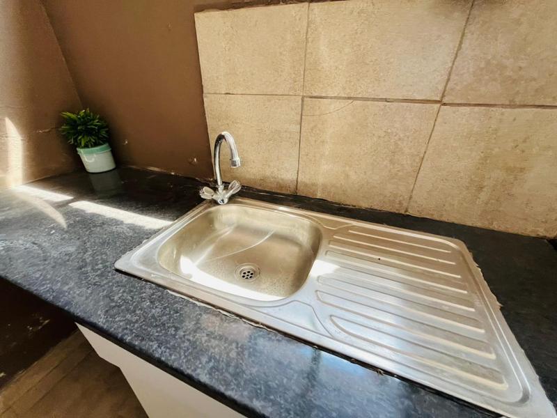 To Let 1 Bedroom Property for Rent in Gerdview Gauteng
