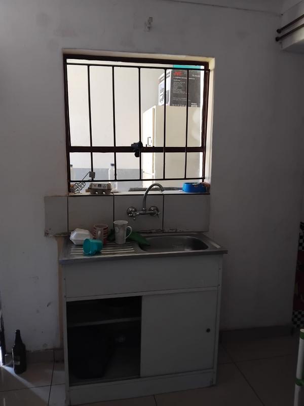 To Let 1 Bedroom Property for Rent in Primrose Gauteng