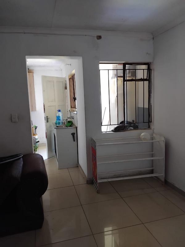 To Let 1 Bedroom Property for Rent in Primrose Gauteng