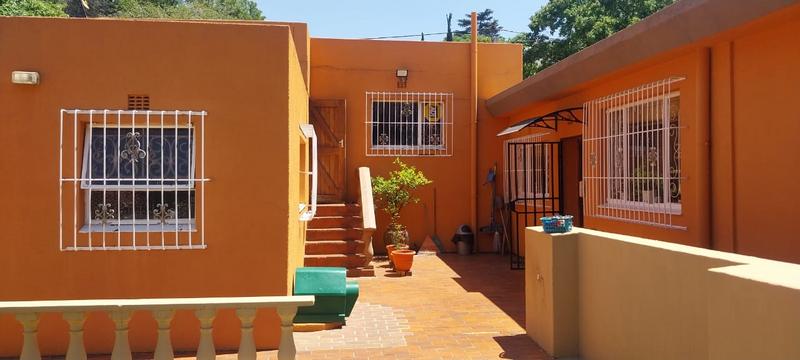 4 Bedroom Property for Sale in Observatory Gauteng