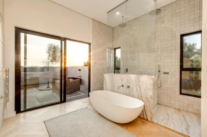 5 Bedroom Property for Sale in Blair Atholl Golf Estate Gauteng