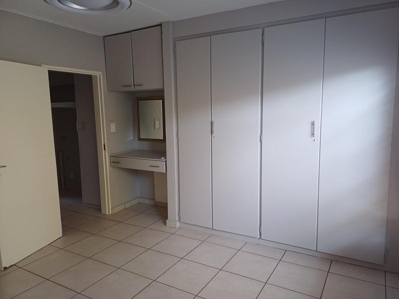 To Let 2 Bedroom Property for Rent in Clubview Gauteng