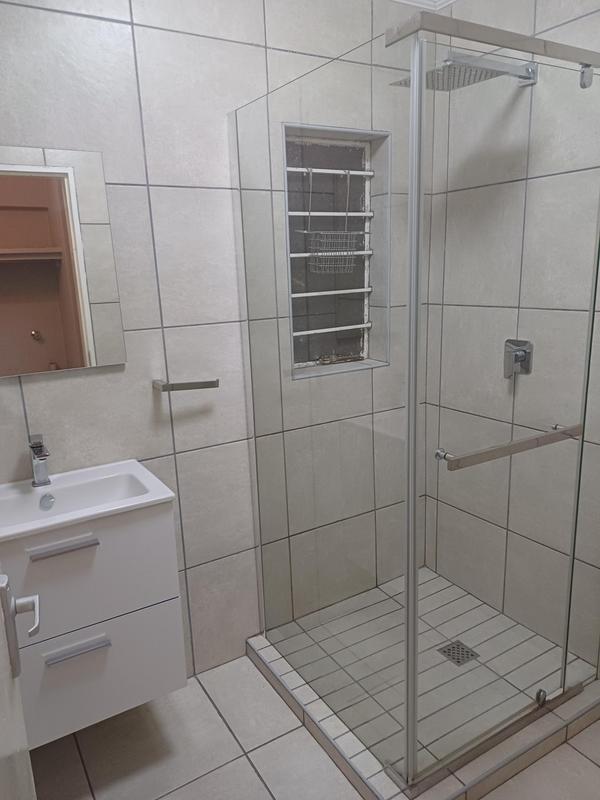 To Let 2 Bedroom Property for Rent in Clubview Gauteng