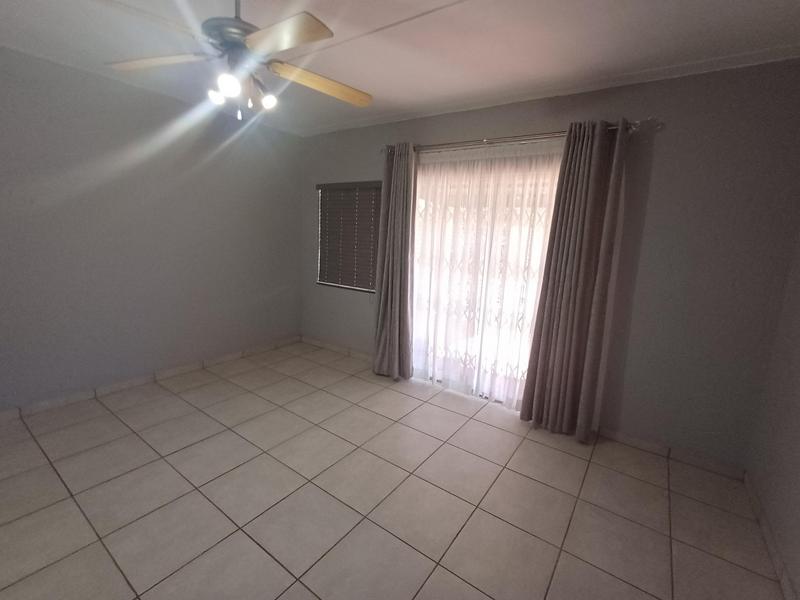 To Let 2 Bedroom Property for Rent in Clubview Gauteng