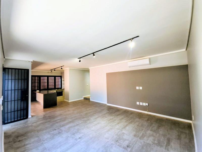 To Let 3 Bedroom Property for Rent in Ashlea Gardens Gauteng