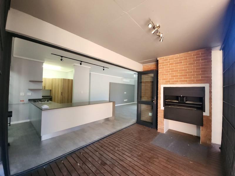To Let 3 Bedroom Property for Rent in Ashlea Gardens Gauteng