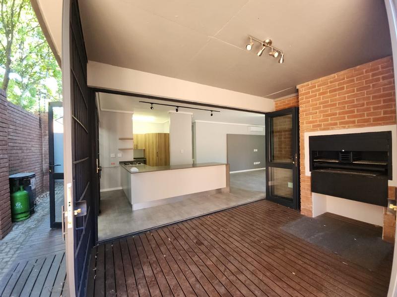 To Let 3 Bedroom Property for Rent in Ashlea Gardens Gauteng