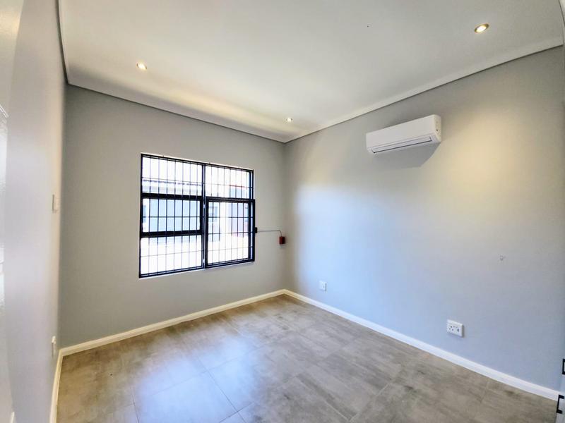 To Let 3 Bedroom Property for Rent in Ashlea Gardens Gauteng