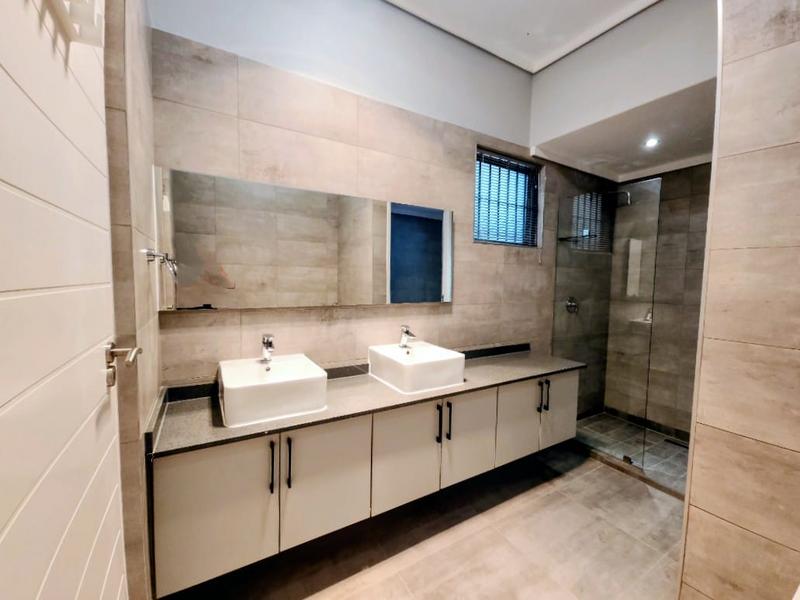 To Let 3 Bedroom Property for Rent in Ashlea Gardens Gauteng