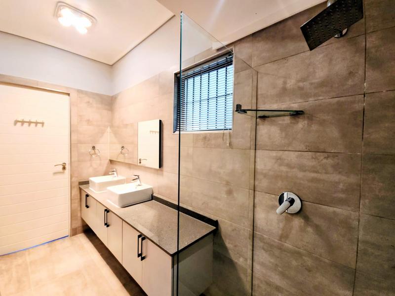 To Let 3 Bedroom Property for Rent in Ashlea Gardens Gauteng