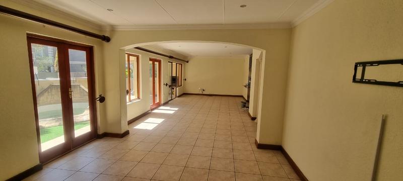 To Let 3 Bedroom Property for Rent in Amorosa Gauteng