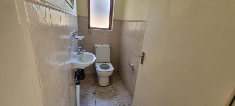 To Let 3 Bedroom Property for Rent in Amorosa Gauteng