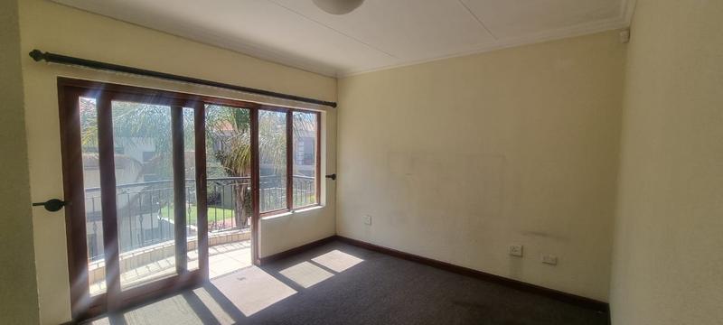 To Let 3 Bedroom Property for Rent in Amorosa Gauteng