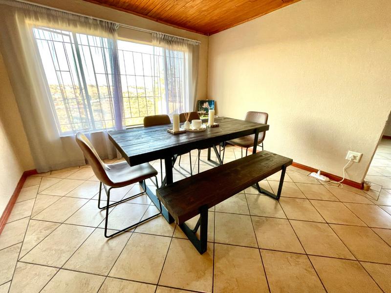 To Let 3 Bedroom Property for Rent in Kenmare Gauteng