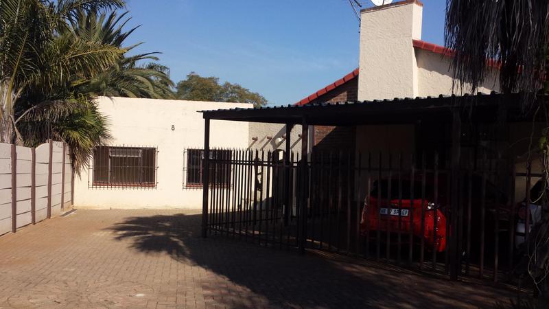 To Let 3 Bedroom Property for Rent in Marlands Gauteng