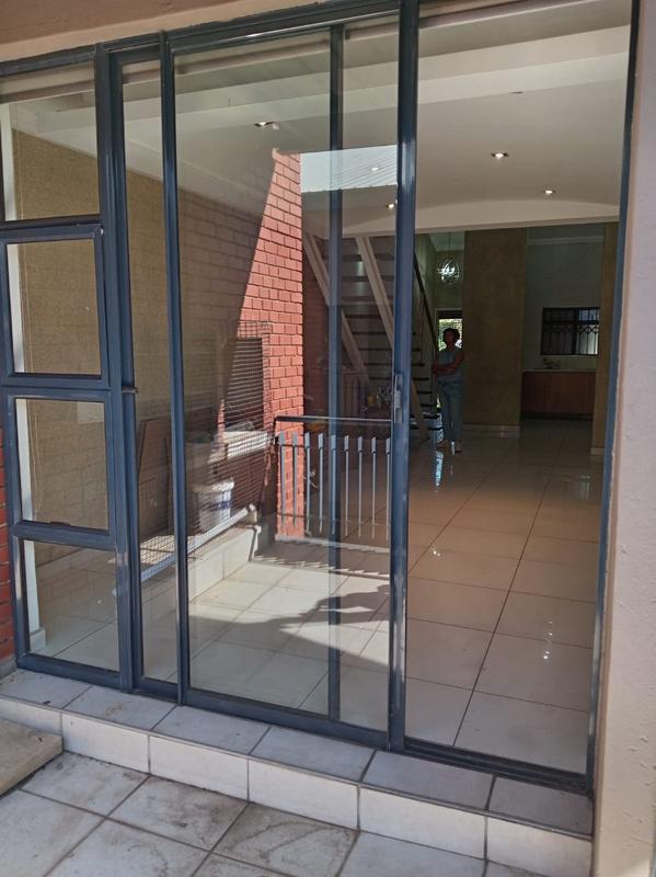 To Let 3 Bedroom Property for Rent in Morningside Gauteng