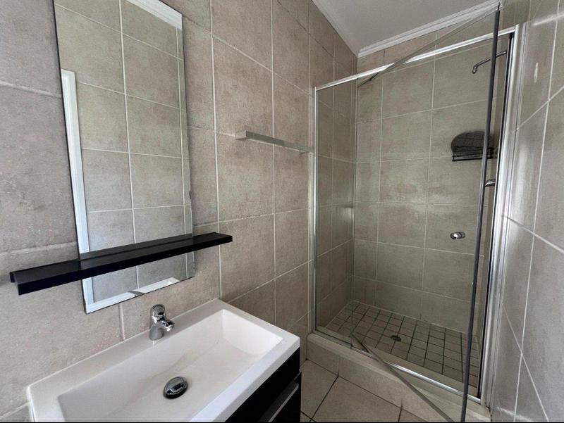 To Let 2 Bedroom Property for Rent in Greenstone Hill Gauteng
