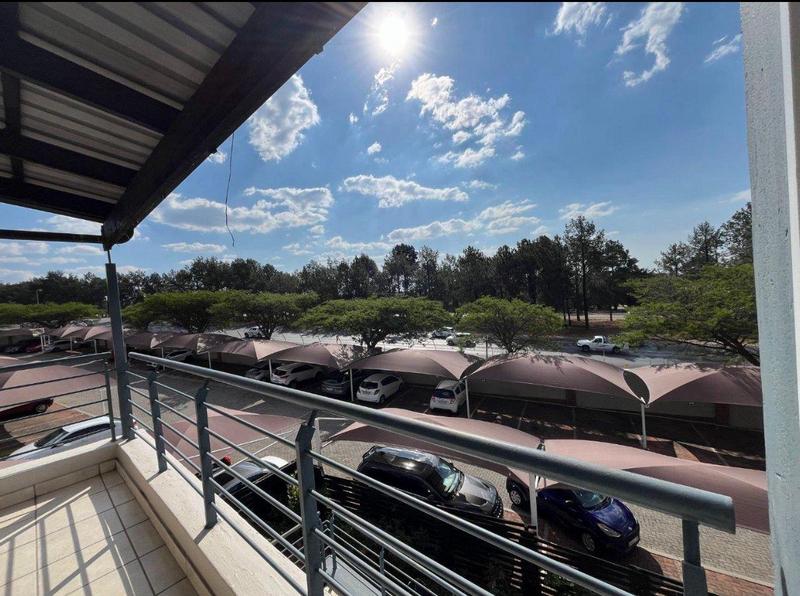 To Let 2 Bedroom Property for Rent in Greenstone Hill Gauteng