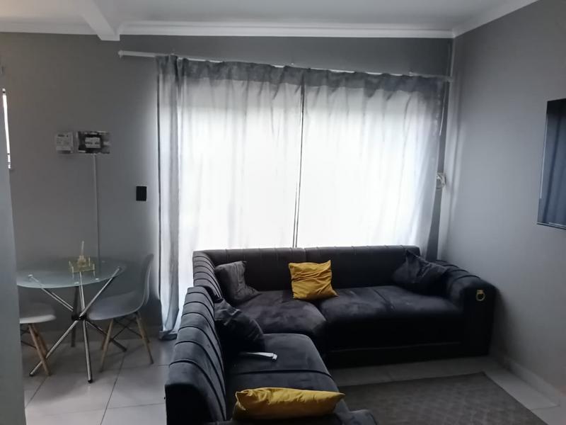 To Let 2 Bedroom Property for Rent in Booysens Gauteng