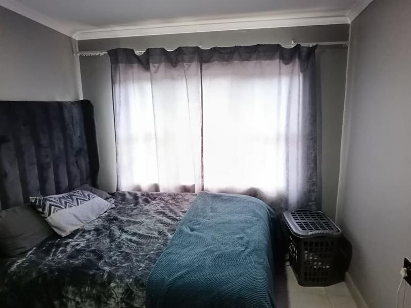 To Let 2 Bedroom Property for Rent in Booysens Gauteng