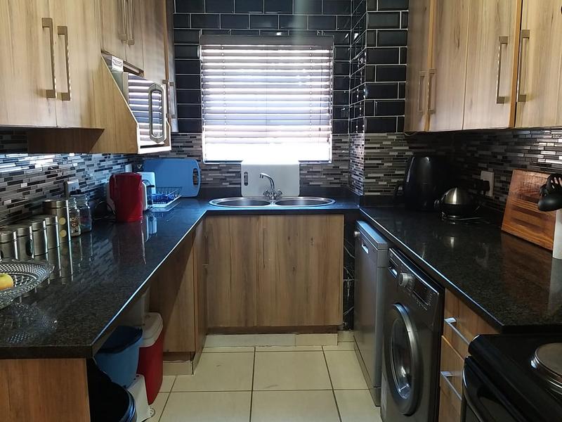 2 Bedroom Property for Sale in Boskruin Gauteng