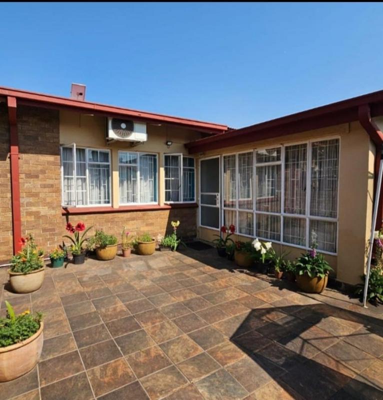 4 Bedroom Property for Sale in Vanderbijlpark SE 1 Gauteng