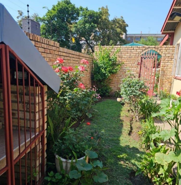 4 Bedroom Property for Sale in Vanderbijlpark SE 1 Gauteng