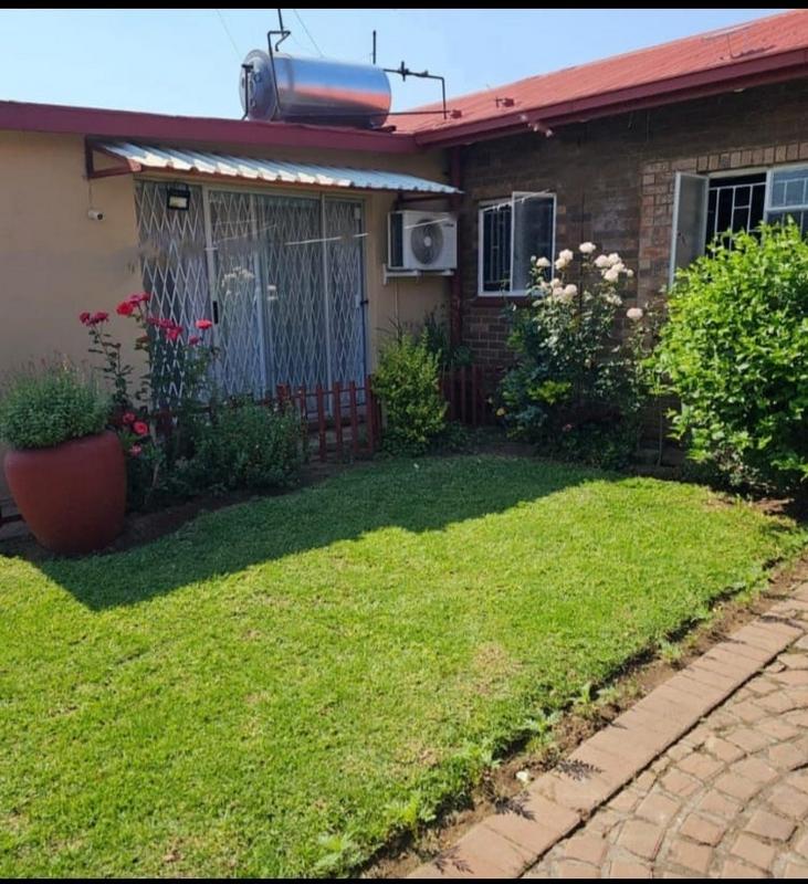 4 Bedroom Property for Sale in Vanderbijlpark SE 1 Gauteng