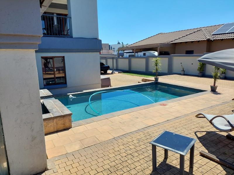 3 Bedroom Property for Sale in Zambezi Country Estate Gauteng