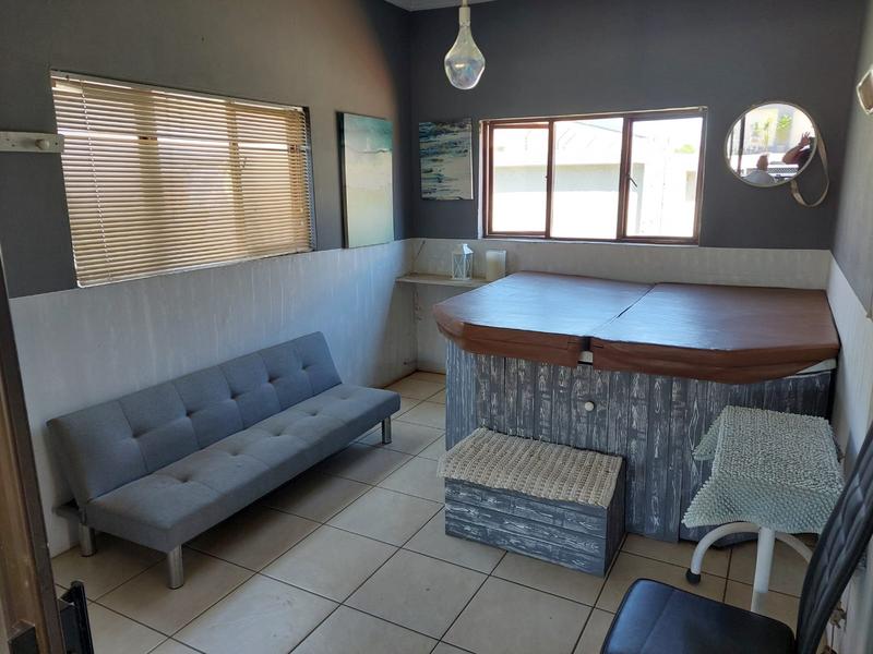 3 Bedroom Property for Sale in Zambezi Country Estate Gauteng