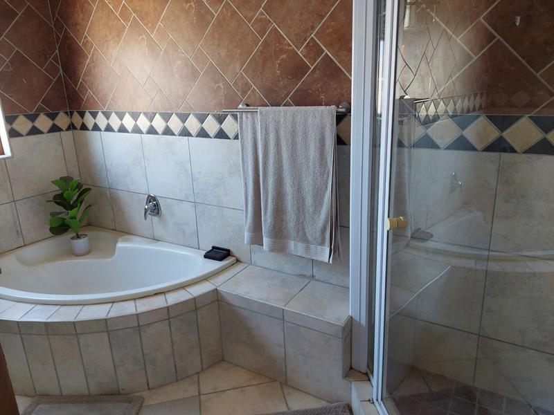 3 Bedroom Property for Sale in Zambezi Country Estate Gauteng
