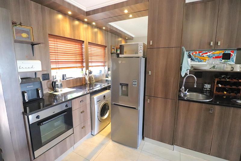 To Let 2 Bedroom Property for Rent in Lonehill Gauteng