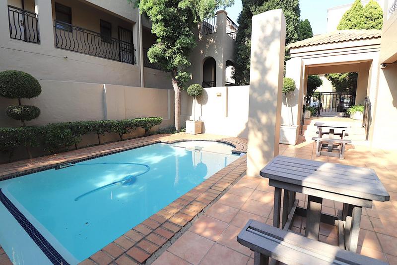 To Let 2 Bedroom Property for Rent in Lonehill Gauteng