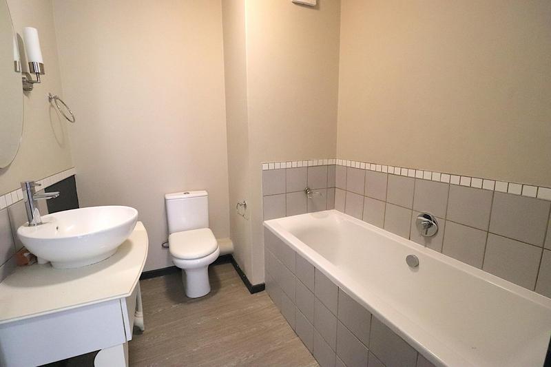 To Let 2 Bedroom Property for Rent in Rivonia Gauteng