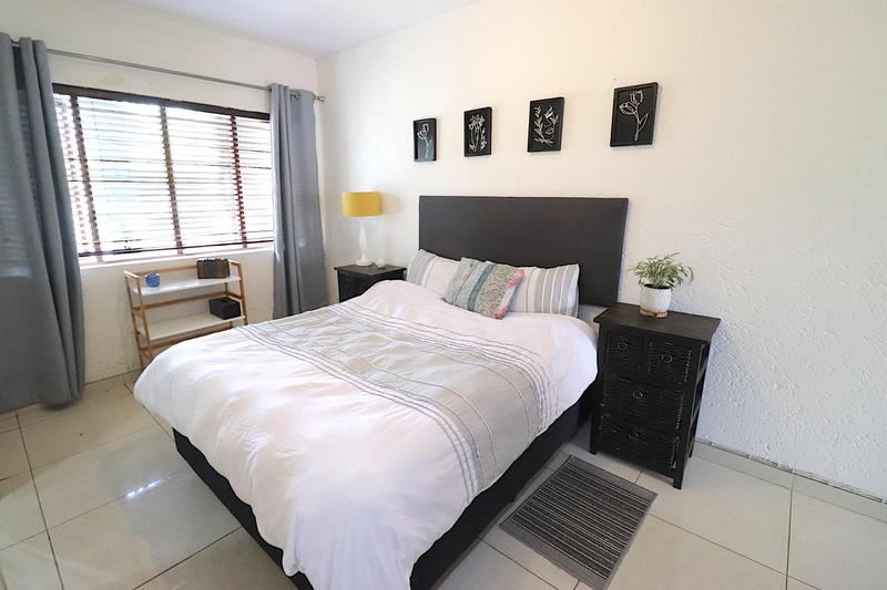 1 Bedroom Property for Sale in Sandton Central Gauteng