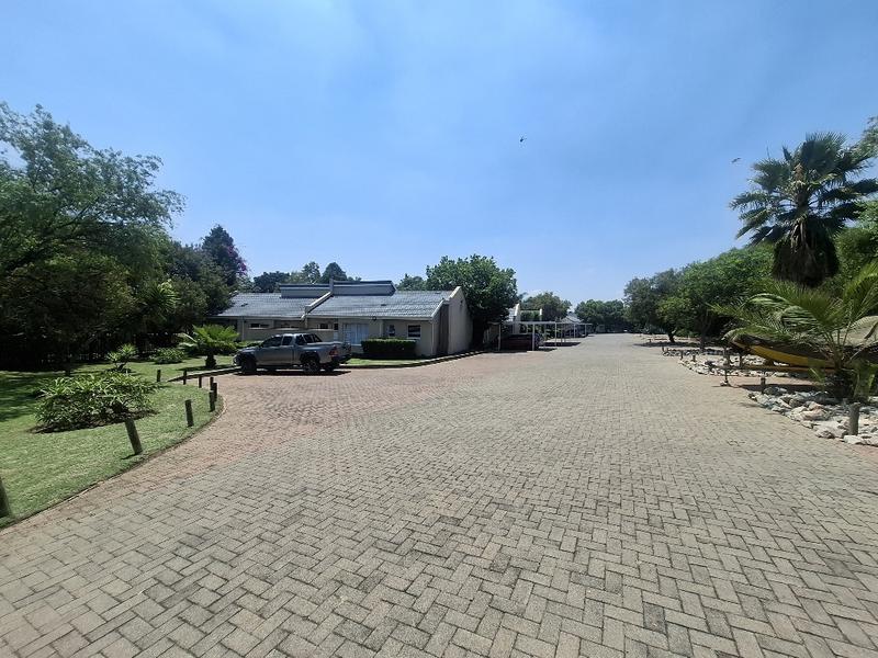 3 Bedroom Property for Sale in Broadacres Gauteng
