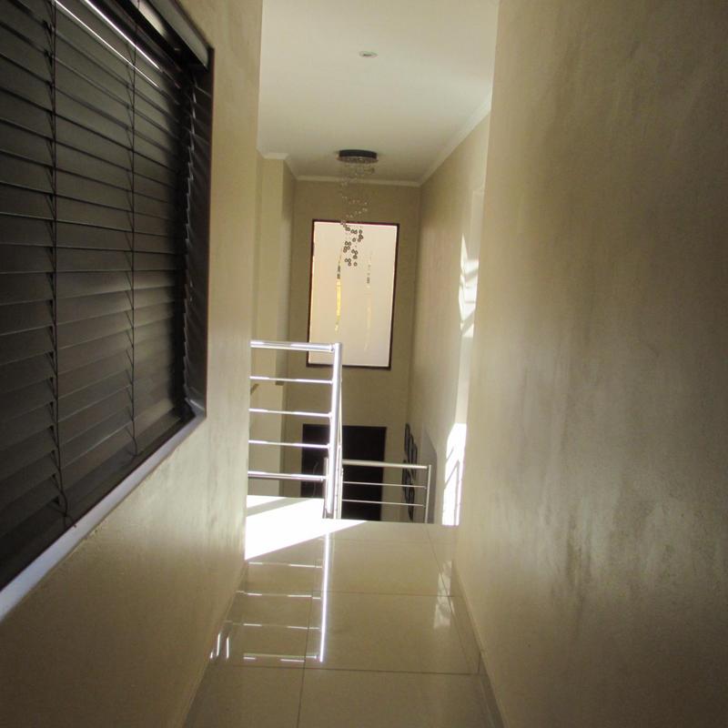 3 Bedroom Property for Sale in Rooihuiskraal North Gauteng