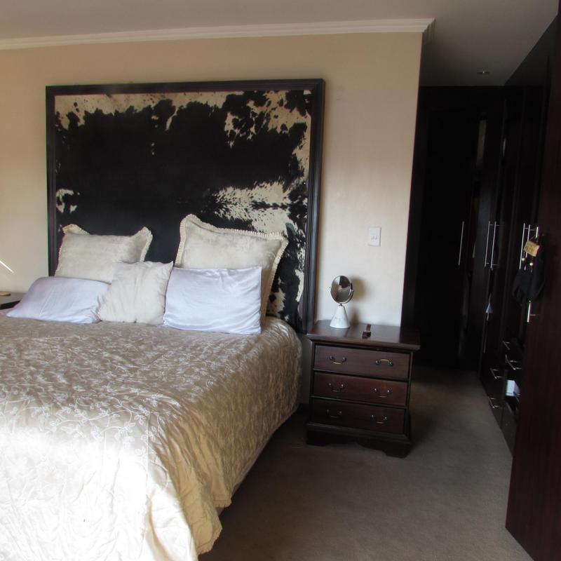 3 Bedroom Property for Sale in Rooihuiskraal North Gauteng