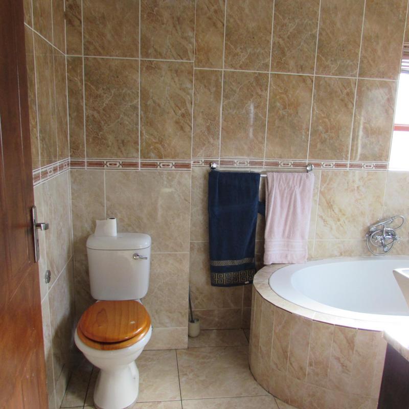 3 Bedroom Property for Sale in Rooihuiskraal North Gauteng
