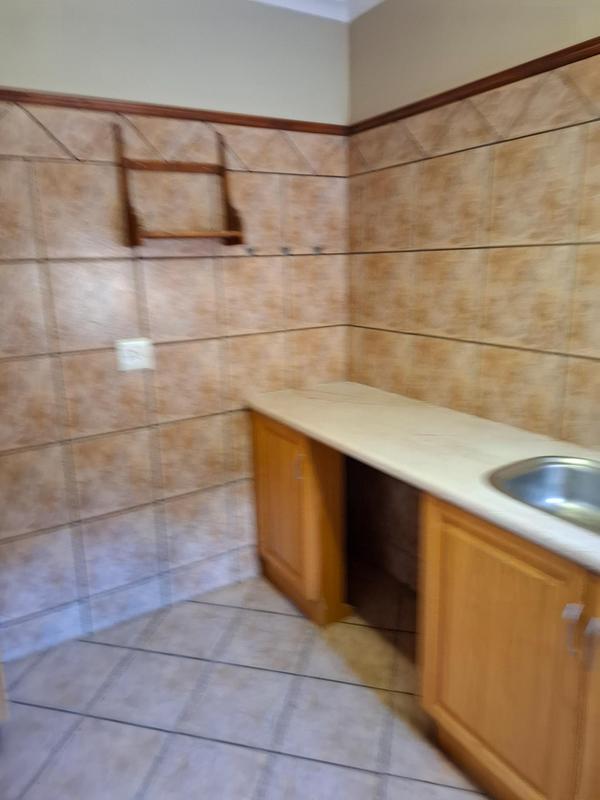 2 Bedroom Property for Sale in Faerie Glen Gauteng