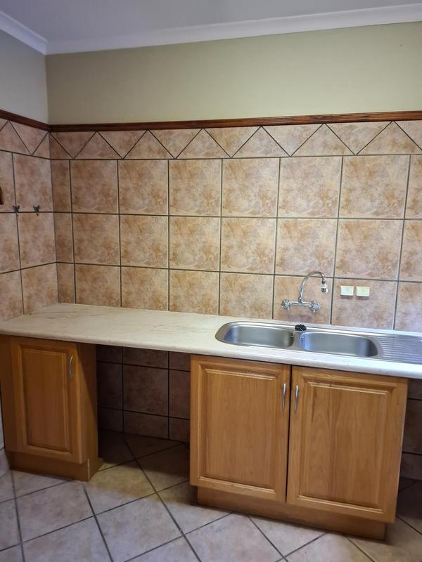 2 Bedroom Property for Sale in Faerie Glen Gauteng
