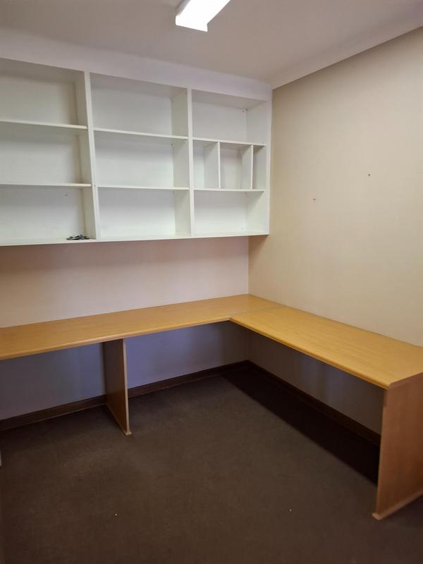 2 Bedroom Property for Sale in Faerie Glen Gauteng