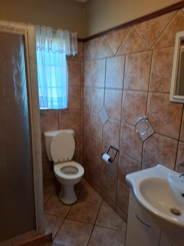 2 Bedroom Property for Sale in Faerie Glen Gauteng