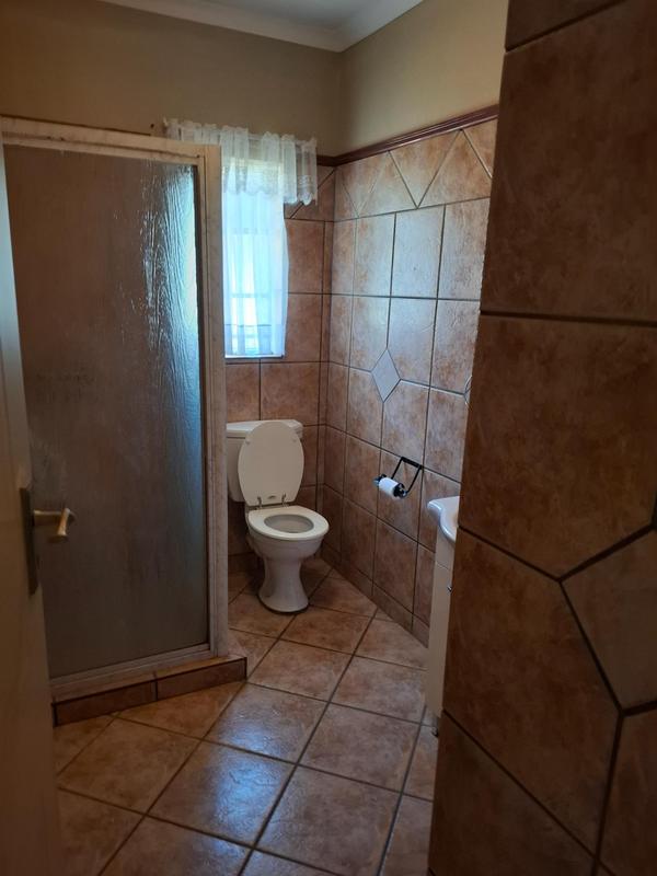 2 Bedroom Property for Sale in Faerie Glen Gauteng