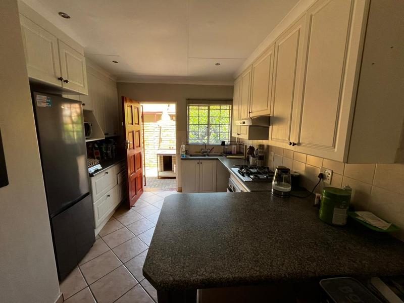 2 Bedroom Property for Sale in Magalieskruin Gauteng
